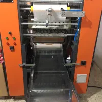 دستگاه دستمال کاغذی