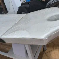 تخت فشیال ومژه کاری|آرایشگاه و سالن‌های زیبایی|خرم‌آباد, |دیوار