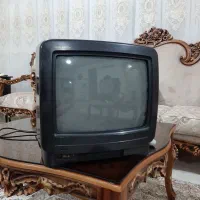 تلویزیون ۱۴ اینچ