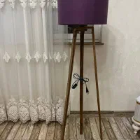 آباژور پایه چوبی با کلاهک بنفش