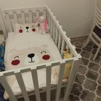 تخت کنارمادر