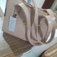 کفش زنانه و کیف زنانه و  کت و شلوار