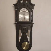 ساعت دیواری بسیار شیک