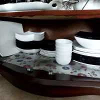 سرویس غذاخوری سیاه و سفید یا شب و روز لومینارک