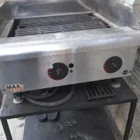 اجاق همبرگر و آکواریوم