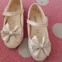 کتونی و کفش بچه|کفش و لباس بچه|رباط‌کریم, مسکن مهر آبشناسان|دیوار