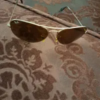 عینک ری بن اصلی قدیمی و پرسُل|زیورآلات و اکسسوری|شاهین‌شهر, فیض|دیوار