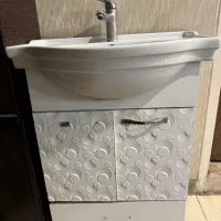 کابینت روشویی با شیر