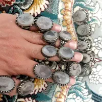 انگشتر شجر مورد دار