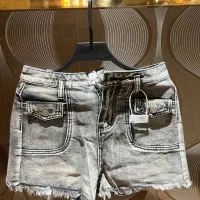 شلوارک و دامن جین زنانه