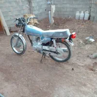 موتور سیکلت ۱۲۵ کاملا سالم