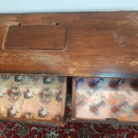 میز چرخ خیاطی
