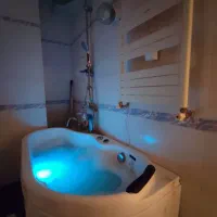 واحد جکوزی دار آبادگران مشهد سوییت سوئیت rentila|اجارهٔ کوتاهمدت آپارتمان و سوئیت|مشهد, آبادگران|دیوار