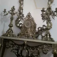 آیینه شمعدان و کنسول و ساعت