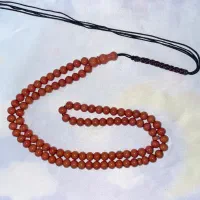 تسبیح ناصر توپ بیلیارد آلمانی