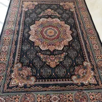 دو تخته فرش ۹ متری ۷۰۰ شانه در حد نو