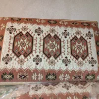 پشتی دو عدد