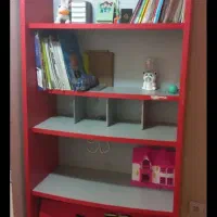 کتابخانه یا ویترین