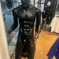 مانکن مردانه