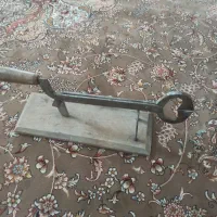 قندشکن وبخورگرم