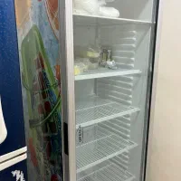 یخچال ویترینی