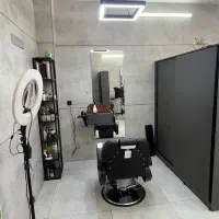 نیازمند یک آرایشگر حرفه ای و یک شاگرد|استخدام درمانی، زیبایی، بهداشتی|اصفهان, شیخ طوسی|دیوار