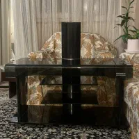 میز تلویزیون شیشه ای