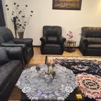 مبلمان چرم در حد نو|مبلمان خانگی و میز عسلی|تهران, جنت‌آباد شمالی|دیوار