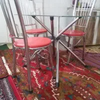 میزوصندلی غذاخوری ،با پایه های استیل ومیز شیشه