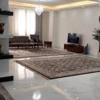 ۱۵۰ متر نبش خیابان اذر