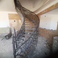 پله دوبلکس .پله گرد. و نرده