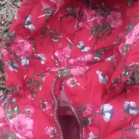 کاپشن دخترانه|لباس|بافت, |دیوار