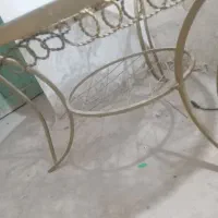 میز گرد رنگ طلایی|میز و صندلی غذاخوری|تفت, |دیوار