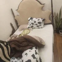 تخت خواب دونفره چوب