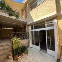 منزل کلنگی ۲طبقه درب ساخت ۱۳۰ متر خ رباط سوم