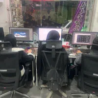 همکار خانم جهت طراحی با فتوشاپ