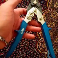 قیچی باغبانی و ورق