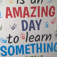 جذب مدرس زبان انگلیسی (خانم)