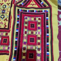 لباس فروشی زیح و جیبش بیشترش دوخته شده|لباس|بزمان, |دیوار