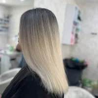 مدل برای رنگ مو و دکلره