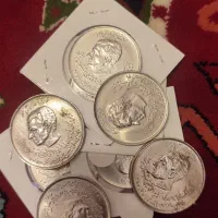 سکه شاهی و جمهوری