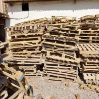 کارگر ساده   برای کار در پالت سازی