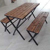 میز و نیمکت کافه ای