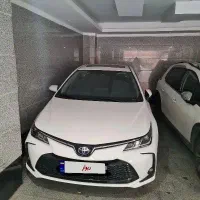 تویوتا کرولا ۱۸۰۰ هیبرید تحویلی معین خودرو