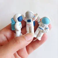 پاکن فضانورد پاکن کن فانتزی / گیفت حرف ف|لوازم التحریر|سنندج, |دیوار