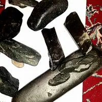 انواع سنگ ها  ی  شهابی و زمینی