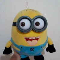 عروسک مینیون مخملی