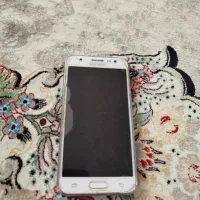 گوشی سامسونگ j5