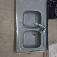 روشویی وسینک کاملا سالم.با شیر سینک(سه قلم)