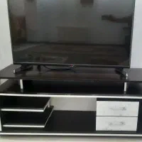 تلویزیون۴۲LED اینچ ال جی+میز تلویزیون رایگان